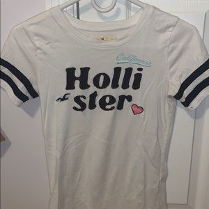 Hollister t-shirt